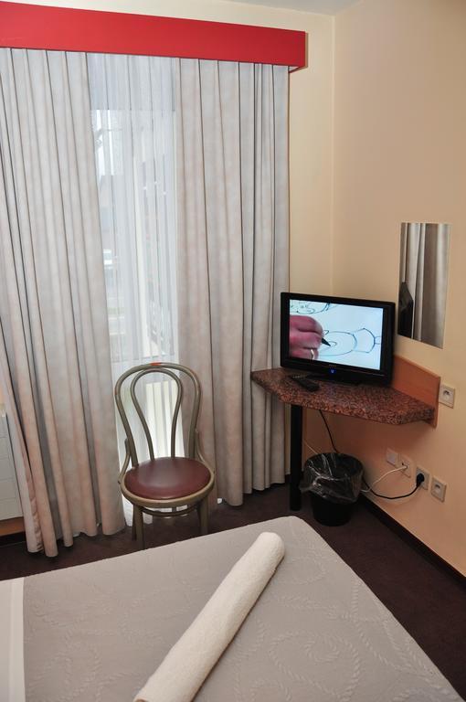 Hotel Afrit 28 Heusden-Zolder Pokoj fotografie